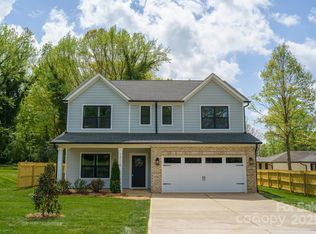 13110 Blacksmith Ct, Matthews, NC 28105