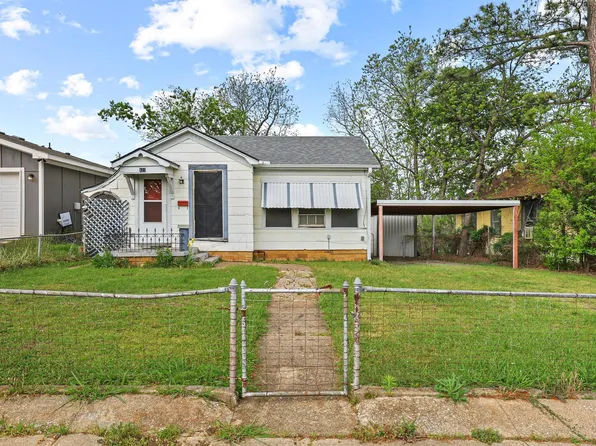 421 E Hull St, Denison, TX 75021