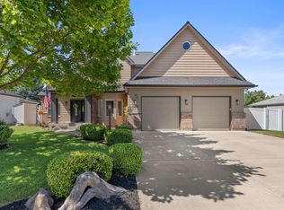 10914 N Acoma Dr, Spokane, WA 99208