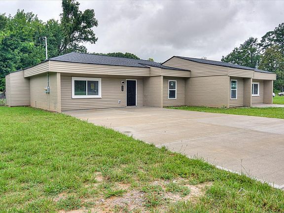 2nd image of 140 McElmurray Dr #140