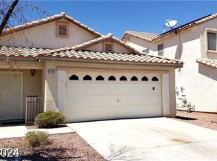 1013 Adobe Flat Dr, Henderson, NV 89011