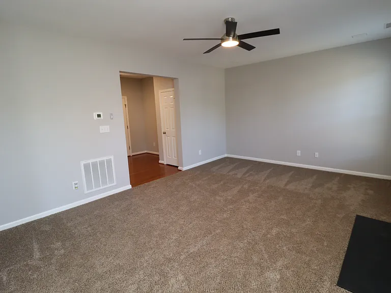 5112 Mabe Dr — Photo 6