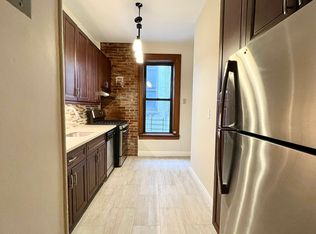 449 3rd St #3A, Brooklyn, NY 11215