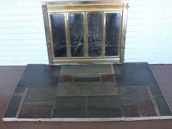5th image of 45 Hook Ln