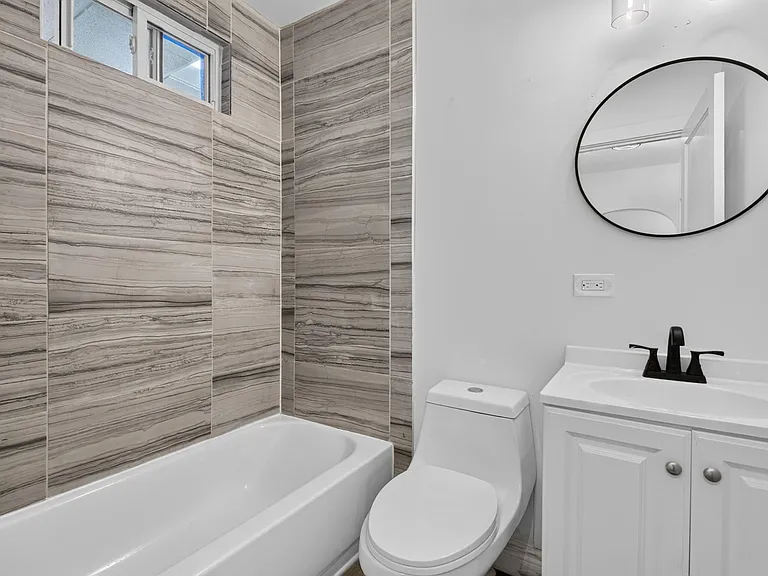 705 Washington St #2F — Photo 5