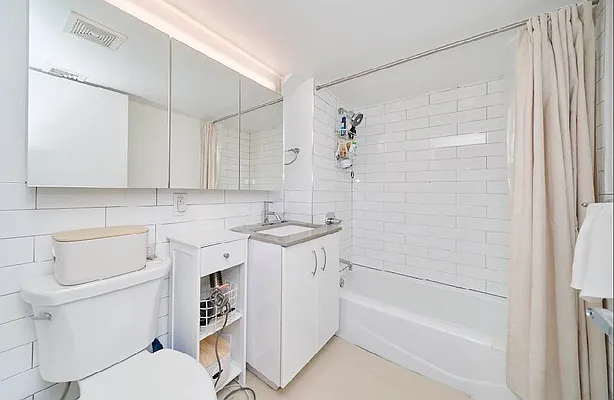 Rented by Living New York | media 22