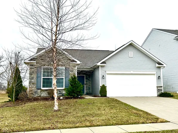 5757 Pebblebrooke Rd, Whitestown, IN 46075