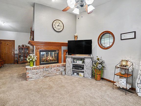 4th image of 3601 Bent Oak Trl APT H