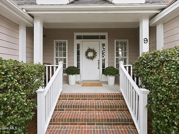 5th image of 9 Moore Drive