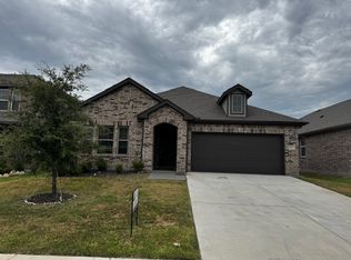 1613 Pine Valley Dr, Haslet, TX 76052