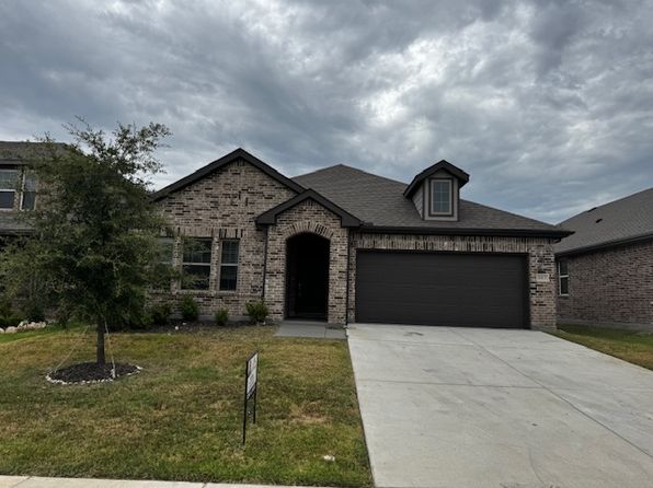 1613 Pine Valley Dr