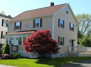 55 Charles St, Bristol, RI 02809