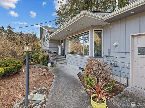 3rd image of 4416 69th Avenue Ct W