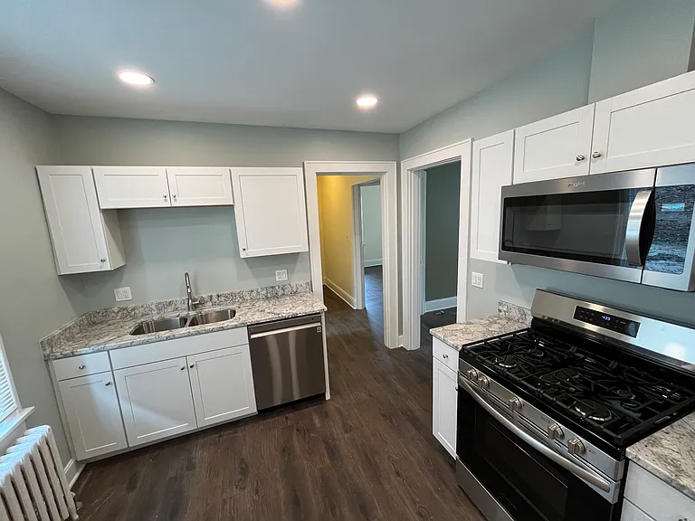 1304 Paxton Ave #1 — Photo 13