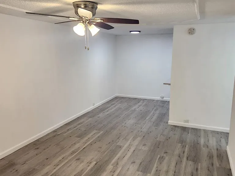 1870 NW 58th Ter #3 — Photo 3