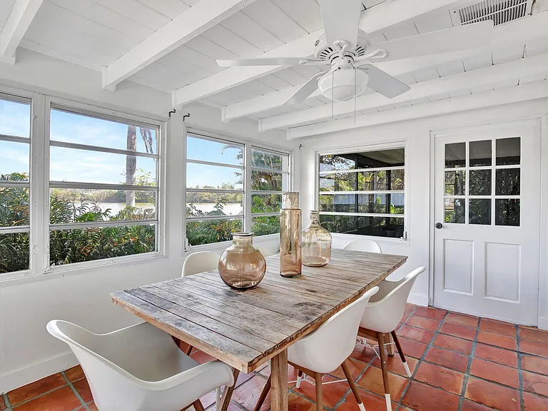 3019 N 57th Dr — Photo 13