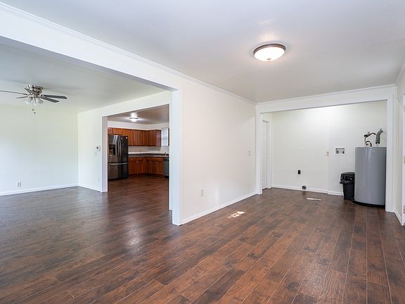 5th image of 121 Tomarand Rd