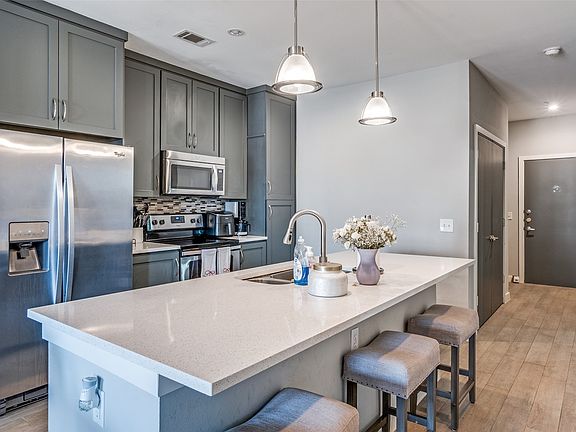 2nd image of 5609 Smu Blvd APT 405