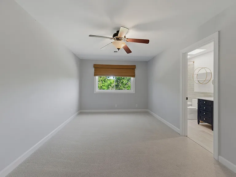 9748 Concord Pass — Photo 30