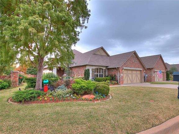 2nd image of 18001 Arbor Ln