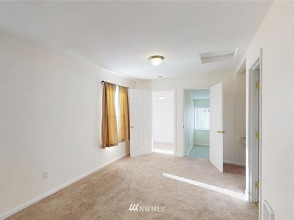 3rd image of 3730 W E St