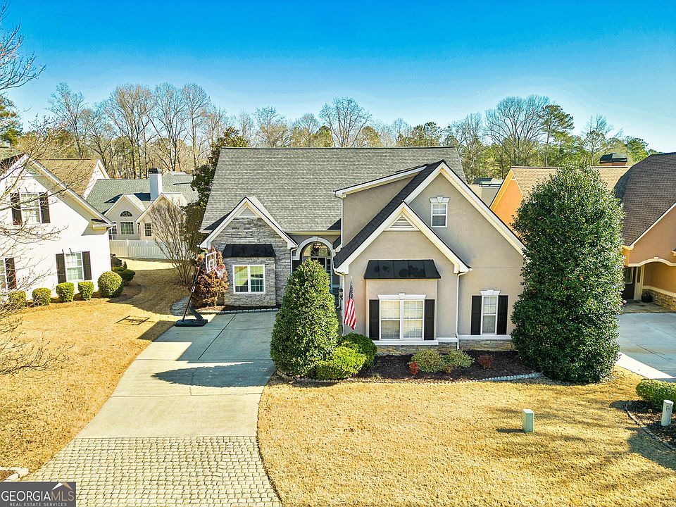 1st image of 203 Lenox Dr