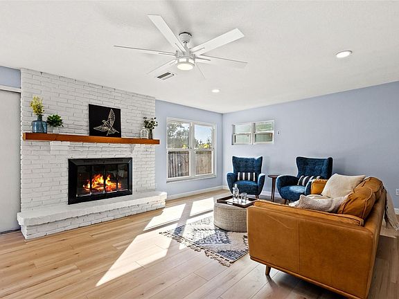 5th image of 217A Evelyn Ave