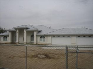 10732 Mines Ranch Rd, Phelan, CA 92392