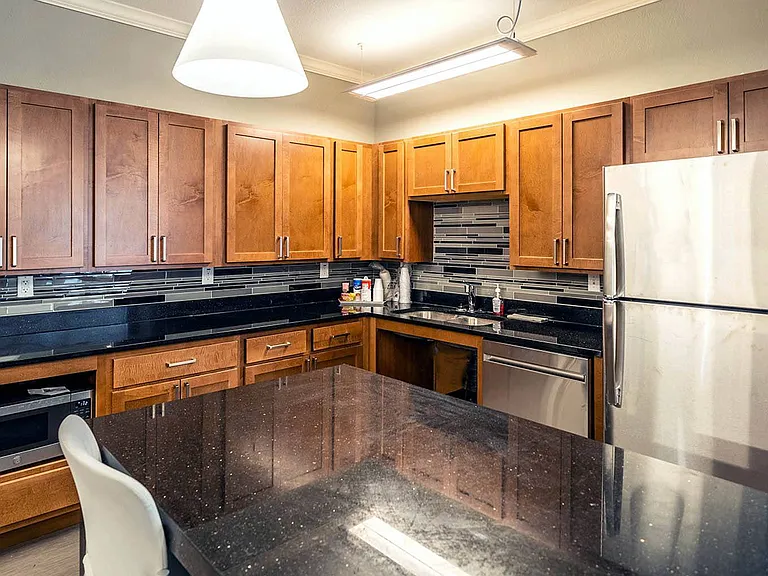 Beckley Townhomes — Photo 16