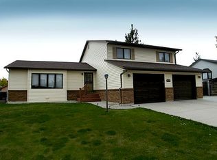 4921 E 19th St, Casper, WY 82609