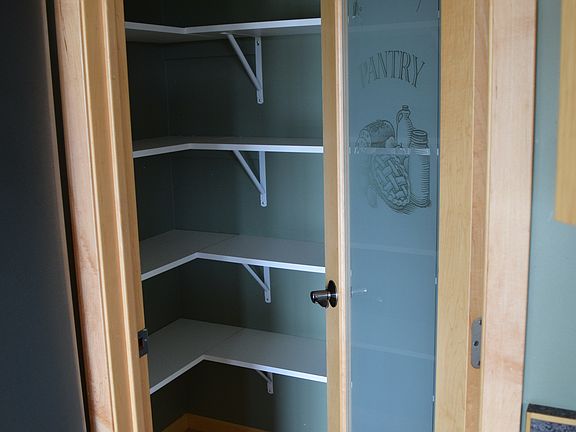 Kitchen Pantry