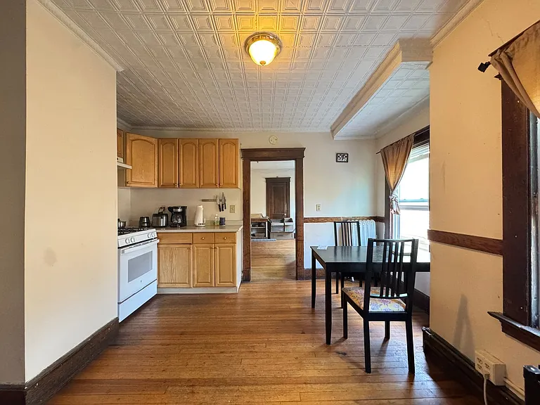 126-128 Mansfield St — Photo 11