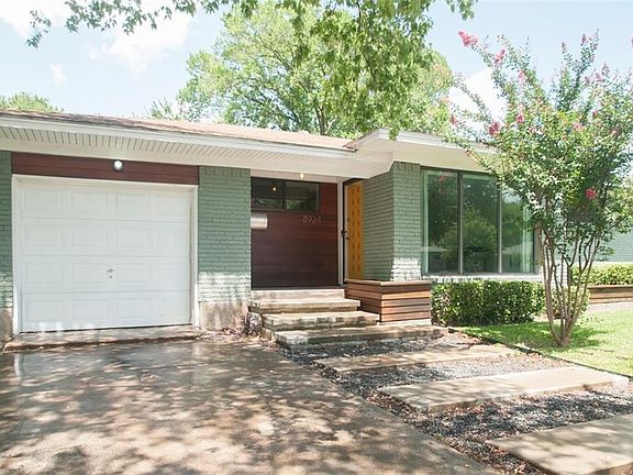 2nd image of 8924 Larchwood Dr