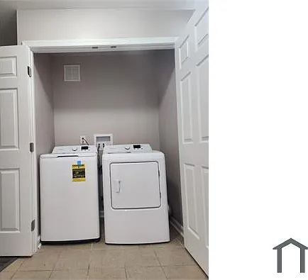 4020 N Rogers Ave — Photo 5