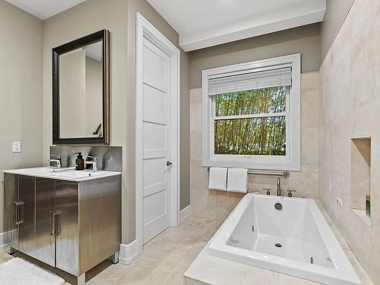 4017 Black Point Rd — Photo 54
