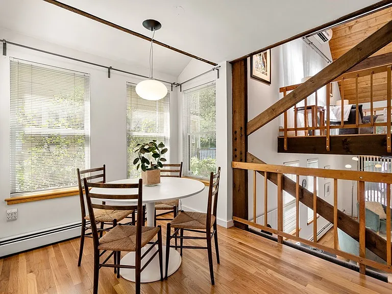 111 Chilton St — Photo 6