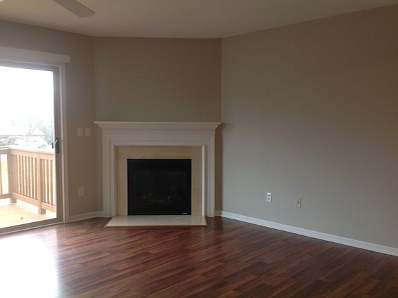 2nd image of 1275 Lilac Ln