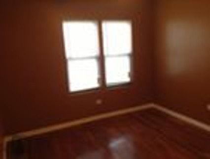 5th image of 10450 S Maryland Ave #1