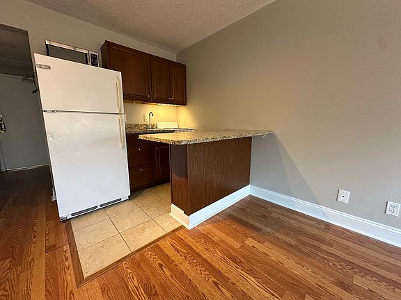 2nd image of 1700 Clinch Ave APT 418