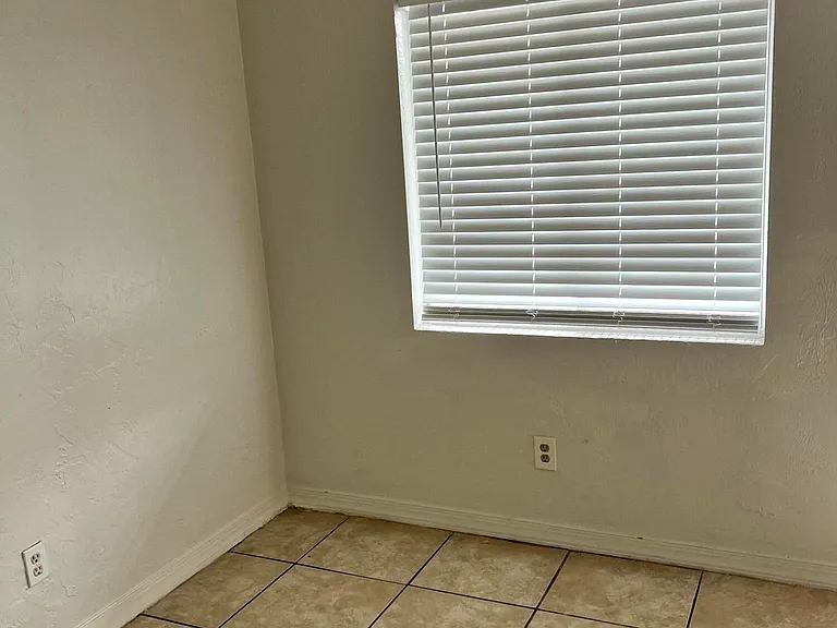 415 N Halifax Ave #111 — Photo 10