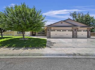 2555 S Weber Rapids Pl, Meridian, ID 83642