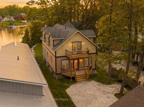 2026 River Rd W, Wasaga Beach, ON L9Z 2W1
