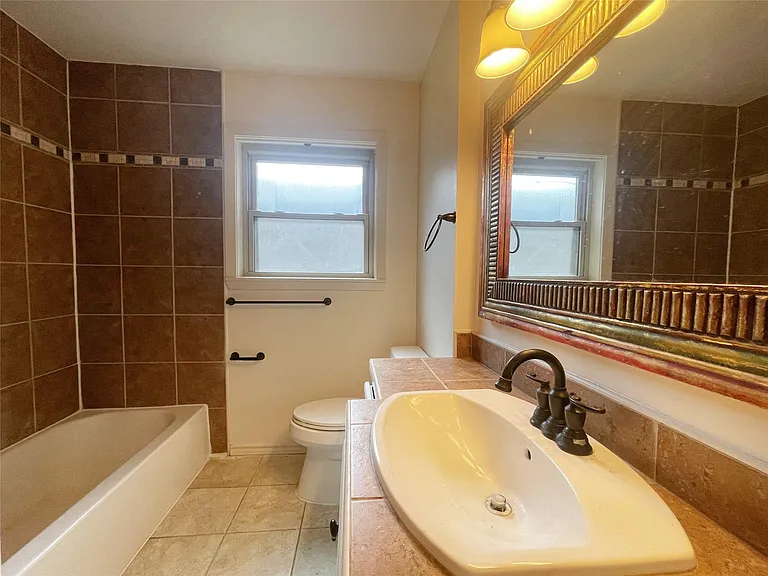 9655 Meadowcroft Dr — Photo 13