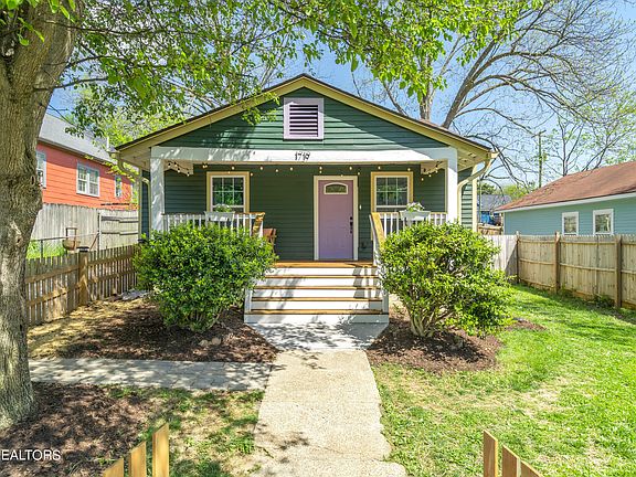 3rd image of 1719 Woodbine Ave