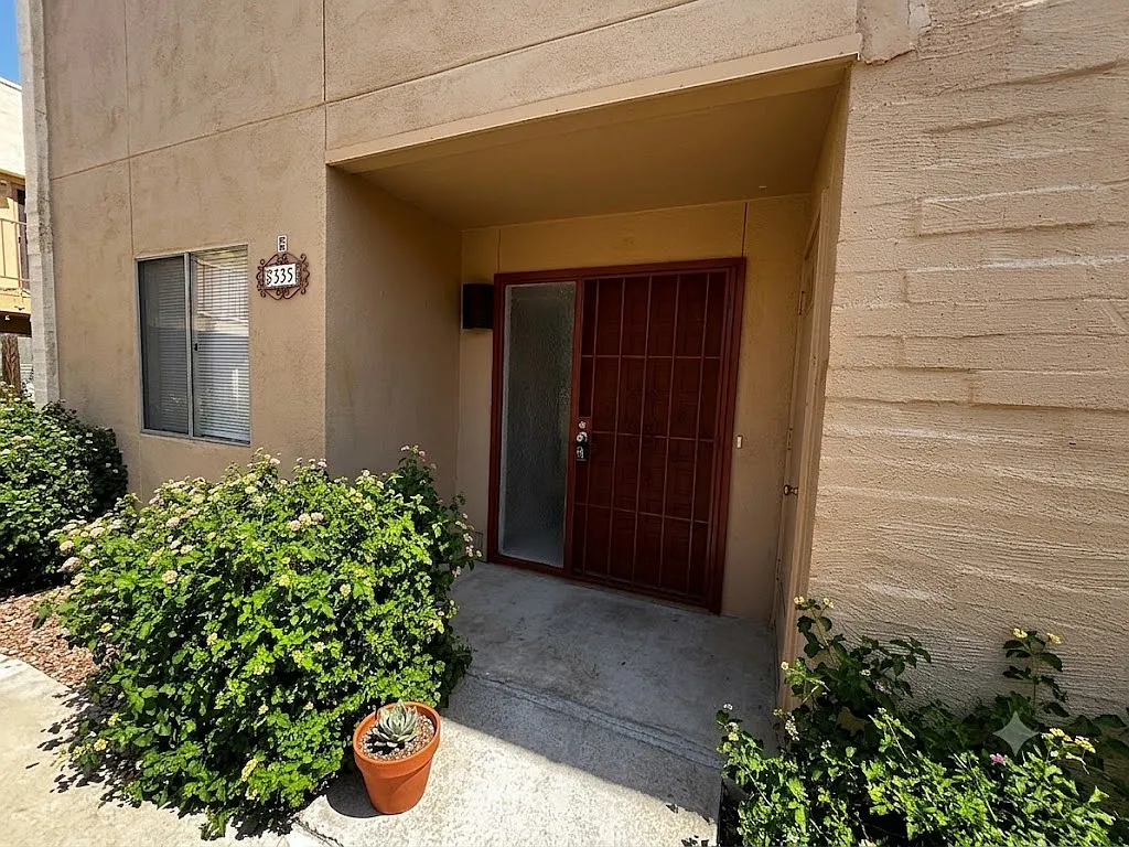 3 bed, 1256 sqft, $1,710 — Photo 4