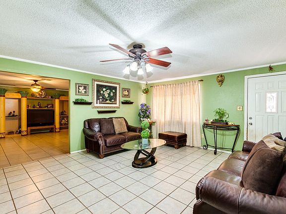 4th image of 3644 E Emile Zola Ave