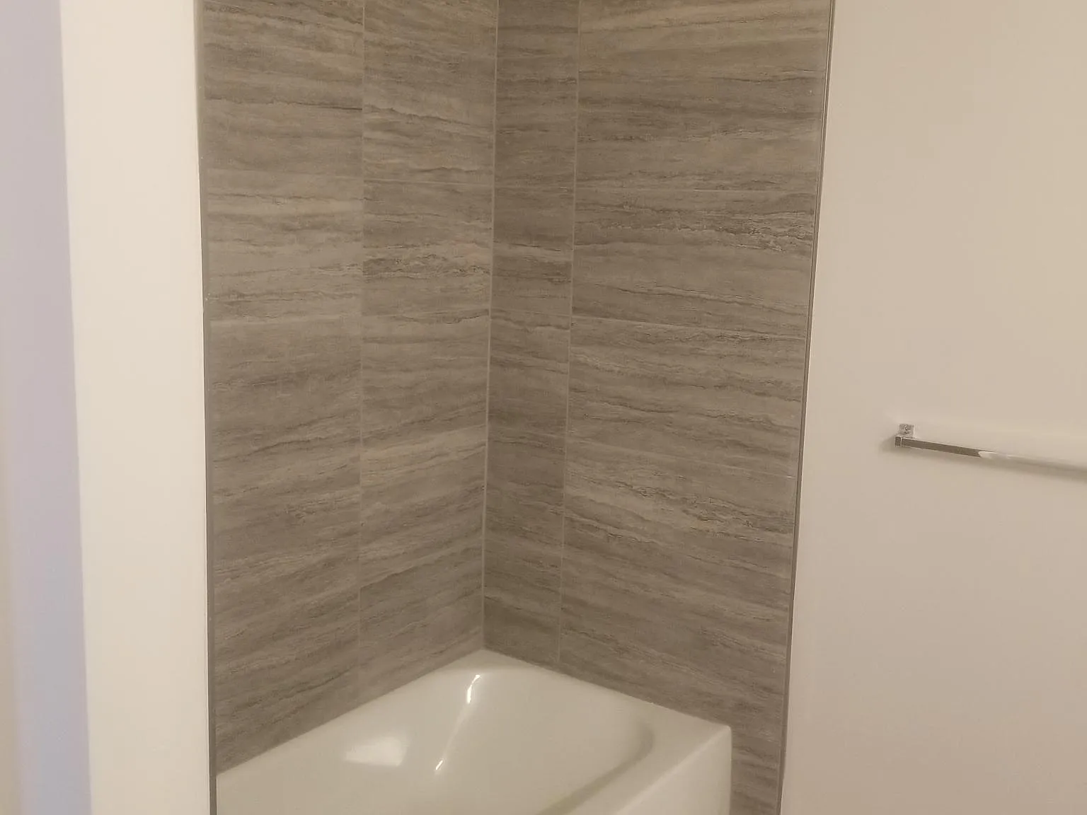 33630 Utica Rd — Photo 2