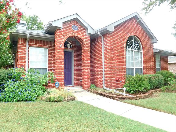 4th image of 1402 Stella Dr