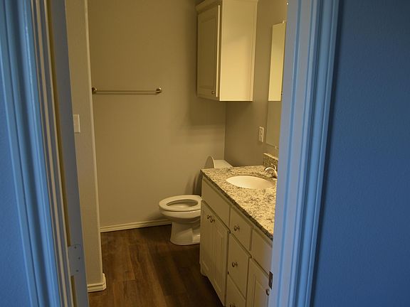 5th image of 1218 Kingston St