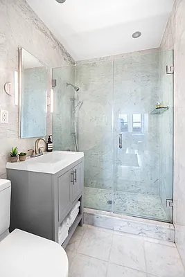 Sold by Warburg | media 5